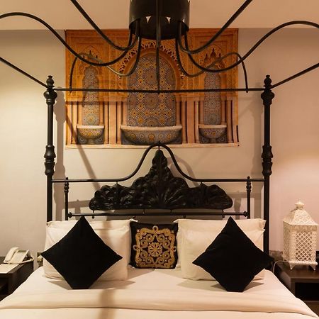 Villa Monument Hotel Aliayabiagba エクステリア 写真