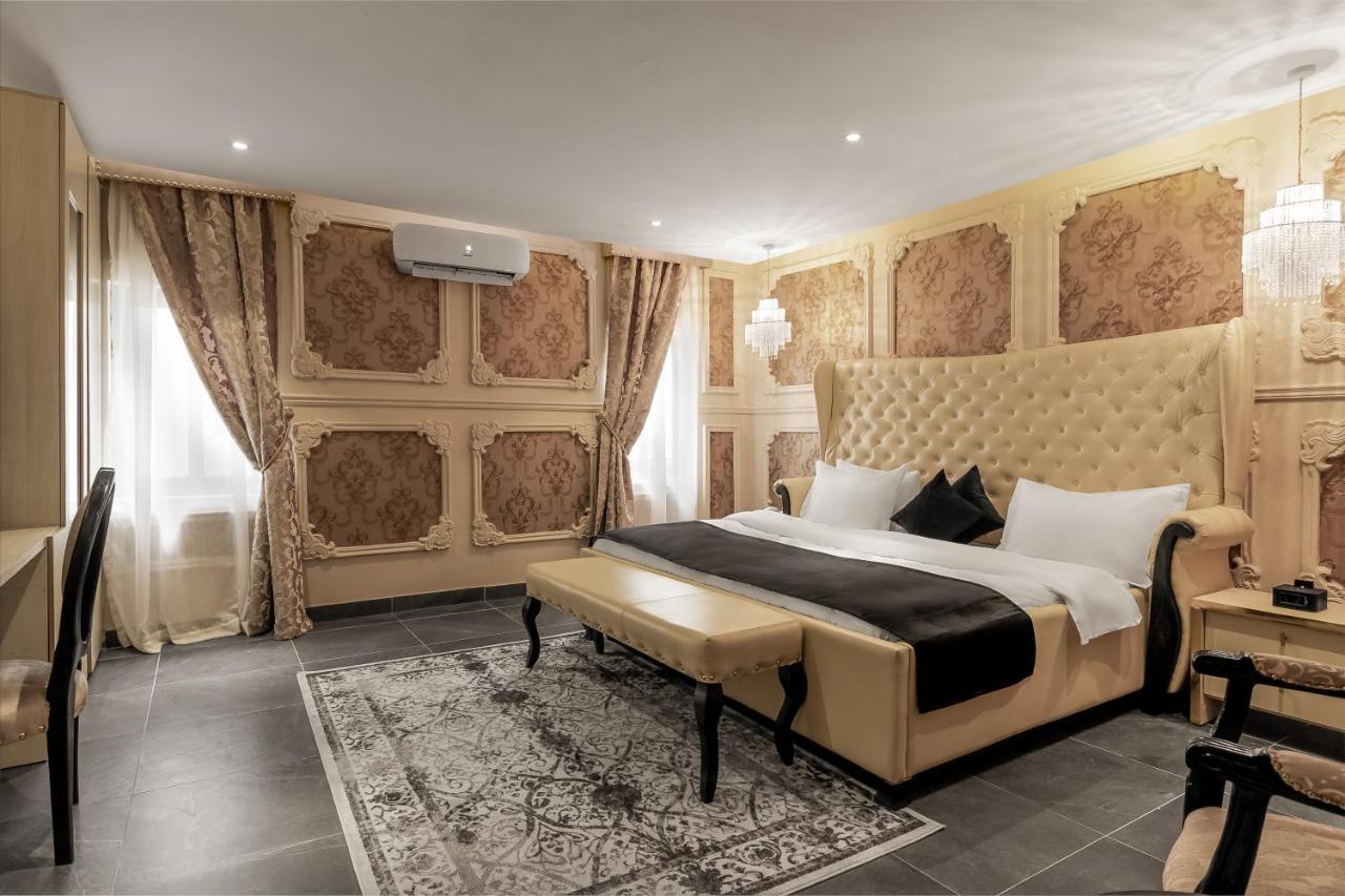 Villa Monument Hotel Aliayabiagba エクステリア 写真